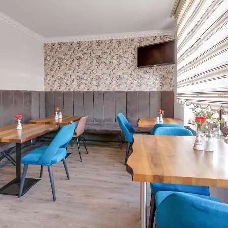 Апартаменты Family Retreat *